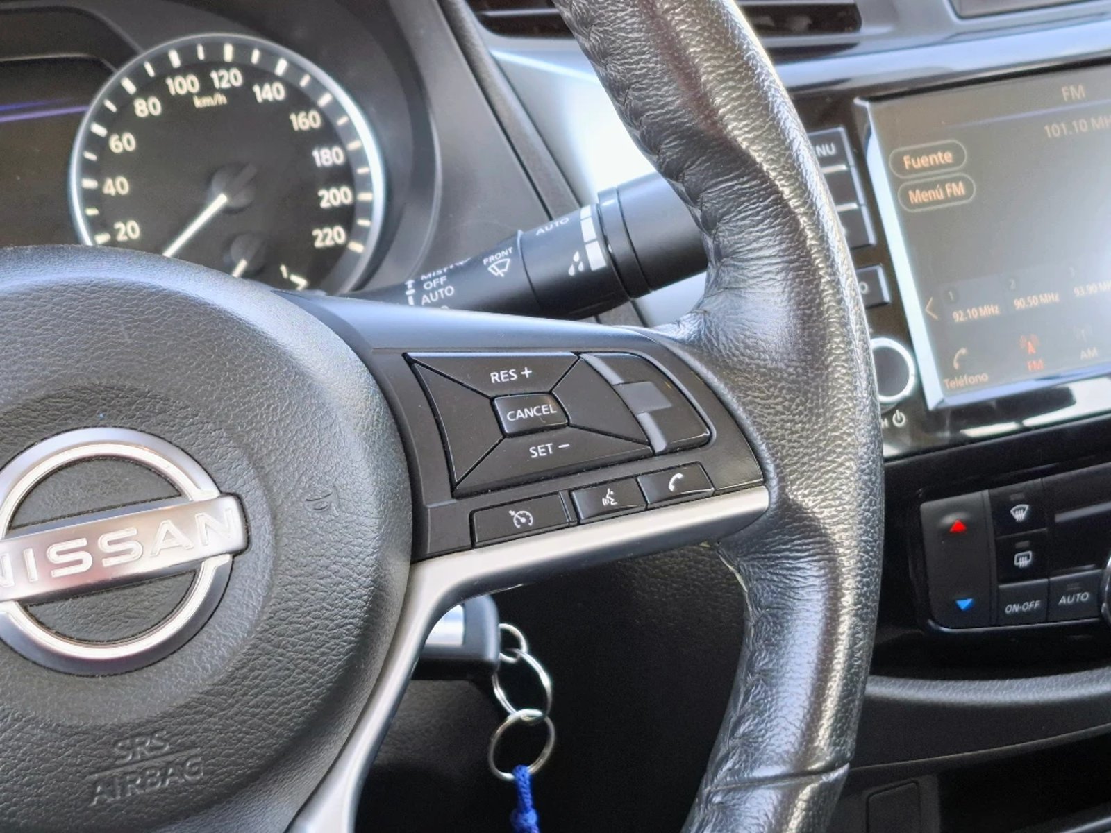 NISSAN NAVARA 2023 - Imagen 15 de 20