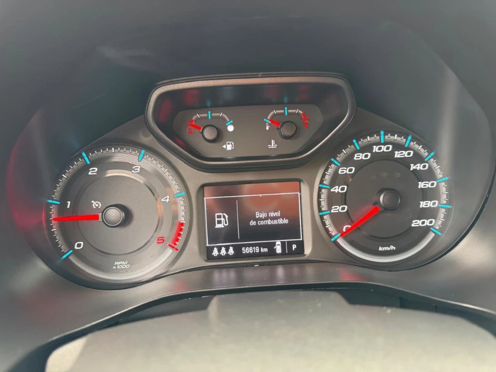 CHEVROLET COLORADO 2022 - Imagen 8 de 20