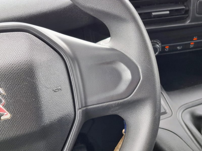 Peugeot Partner 2022 - Imagen 16 de 20