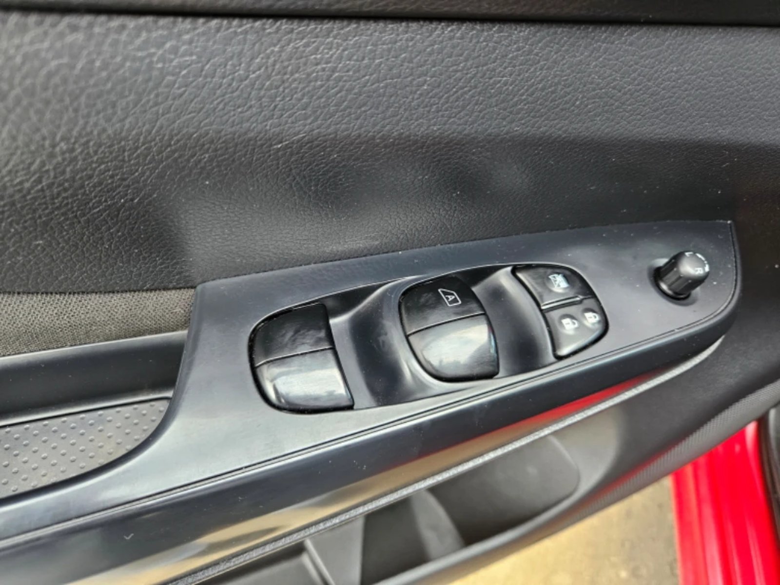 NISSAN NAVARA 2023 - Imagen 19 de 20