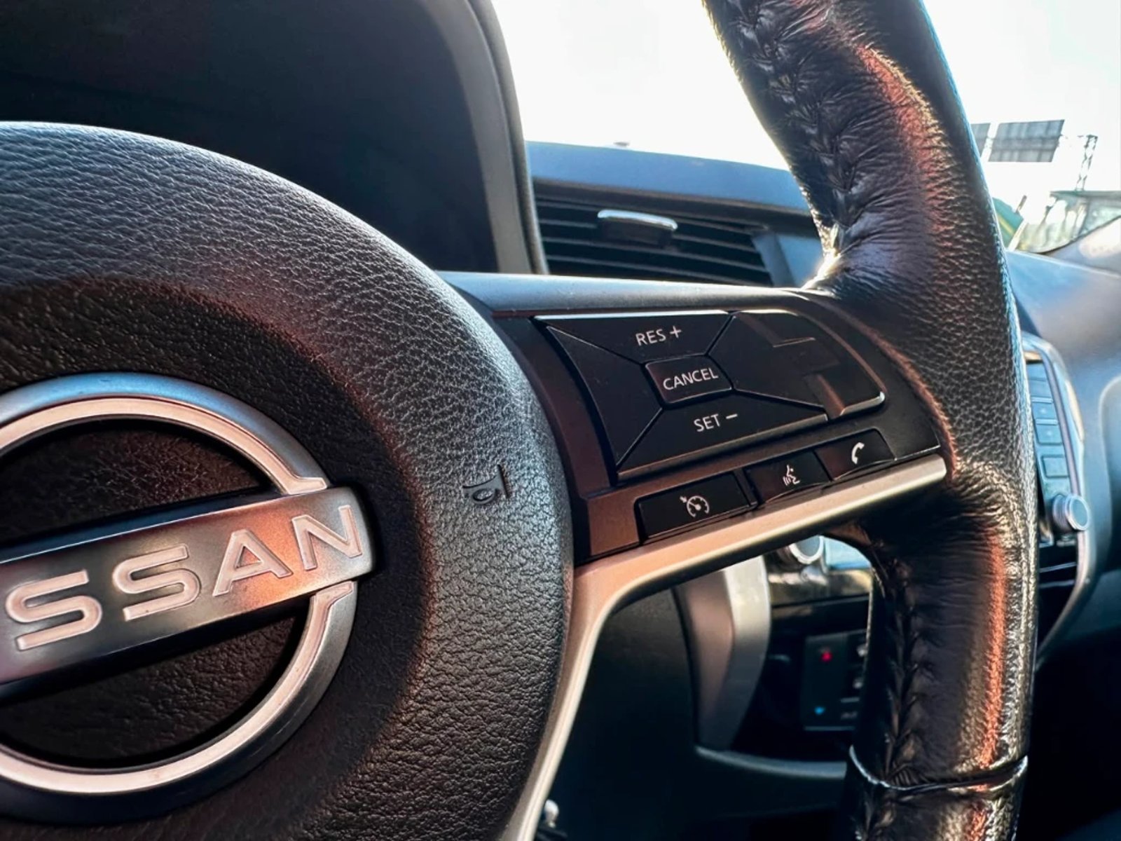 Nissan Navara 2023 - Imagen 16 de 20