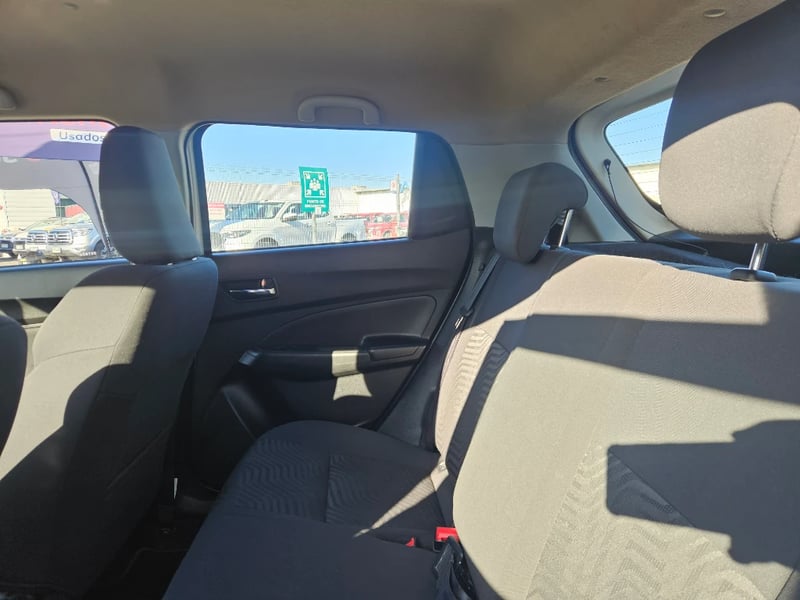 Suzuki Swift 2023 - Imagen 20 de 20