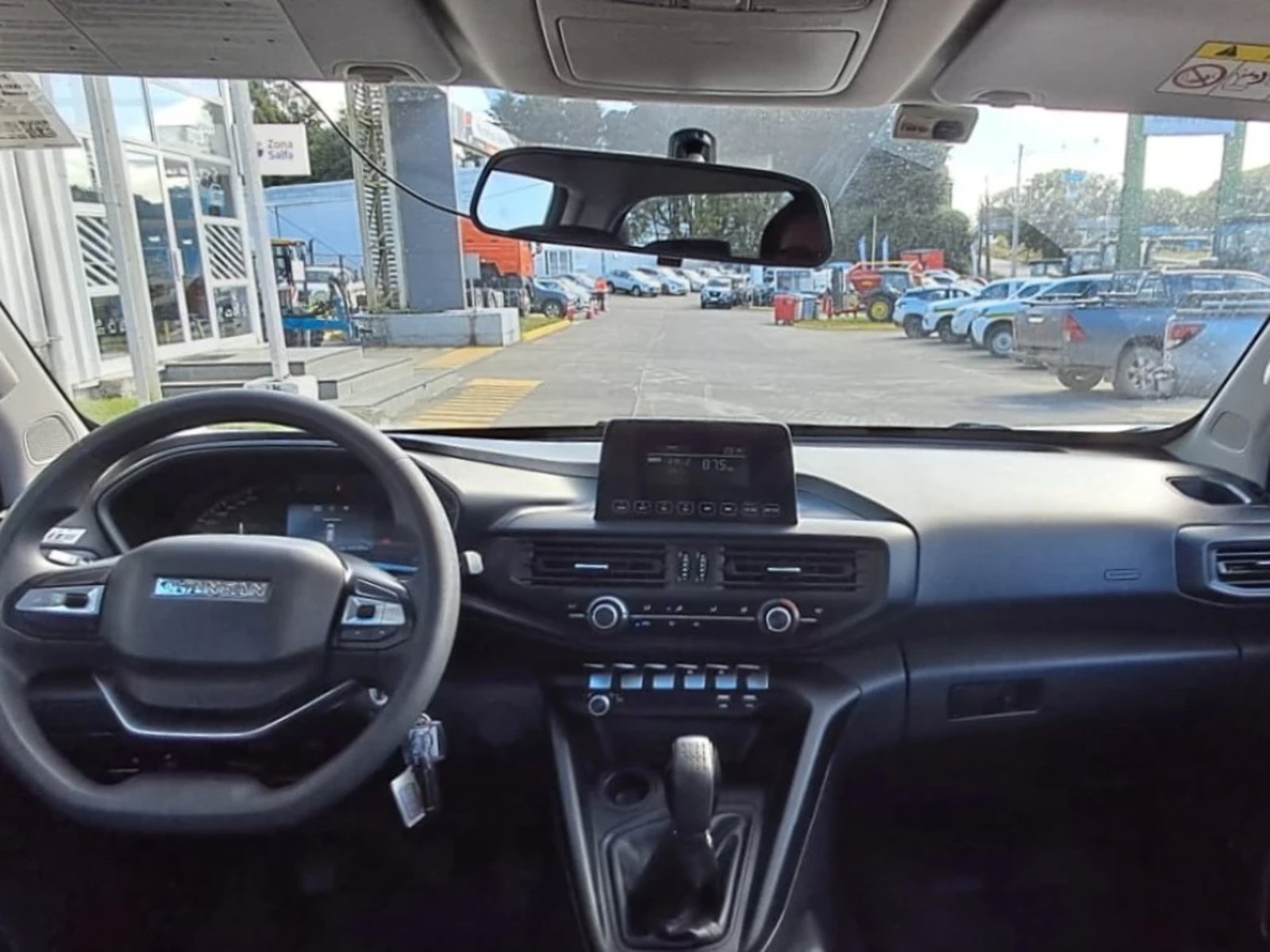 CHANGAN HUNTER REEV 2023 - Imagen 18 de 20