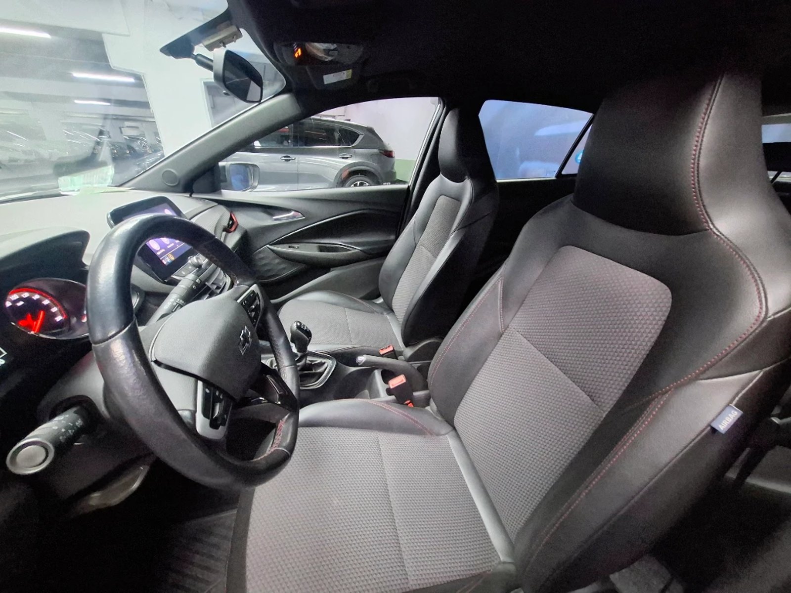 CHEVROLET ONIX 2022 - Imagen 12 de 20