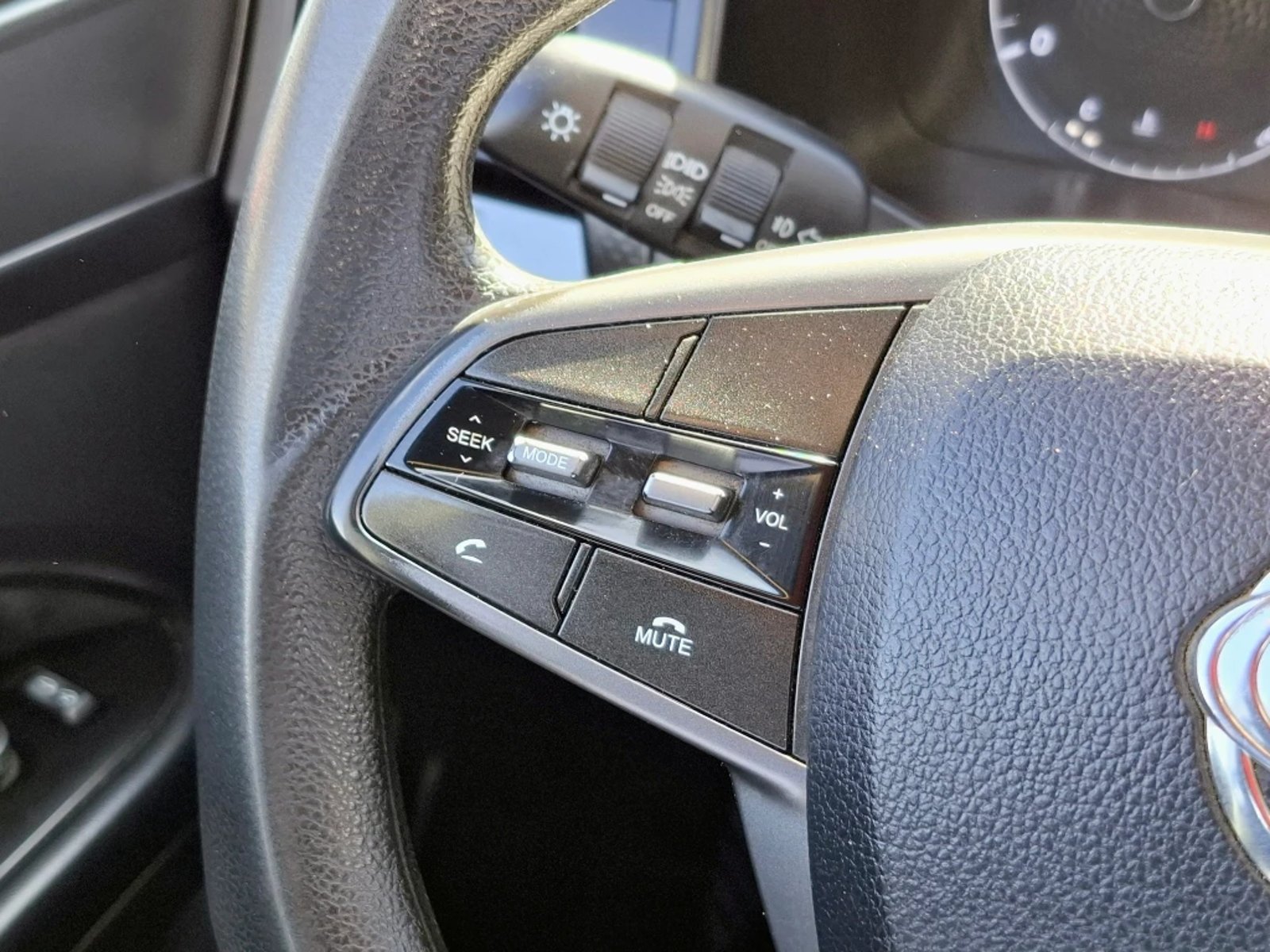 SsangYong Grand musso 2023 - Imagen 13 de 20