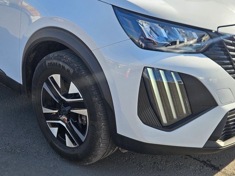 Peugeot 2008 2024 - Imagen 12 de 20