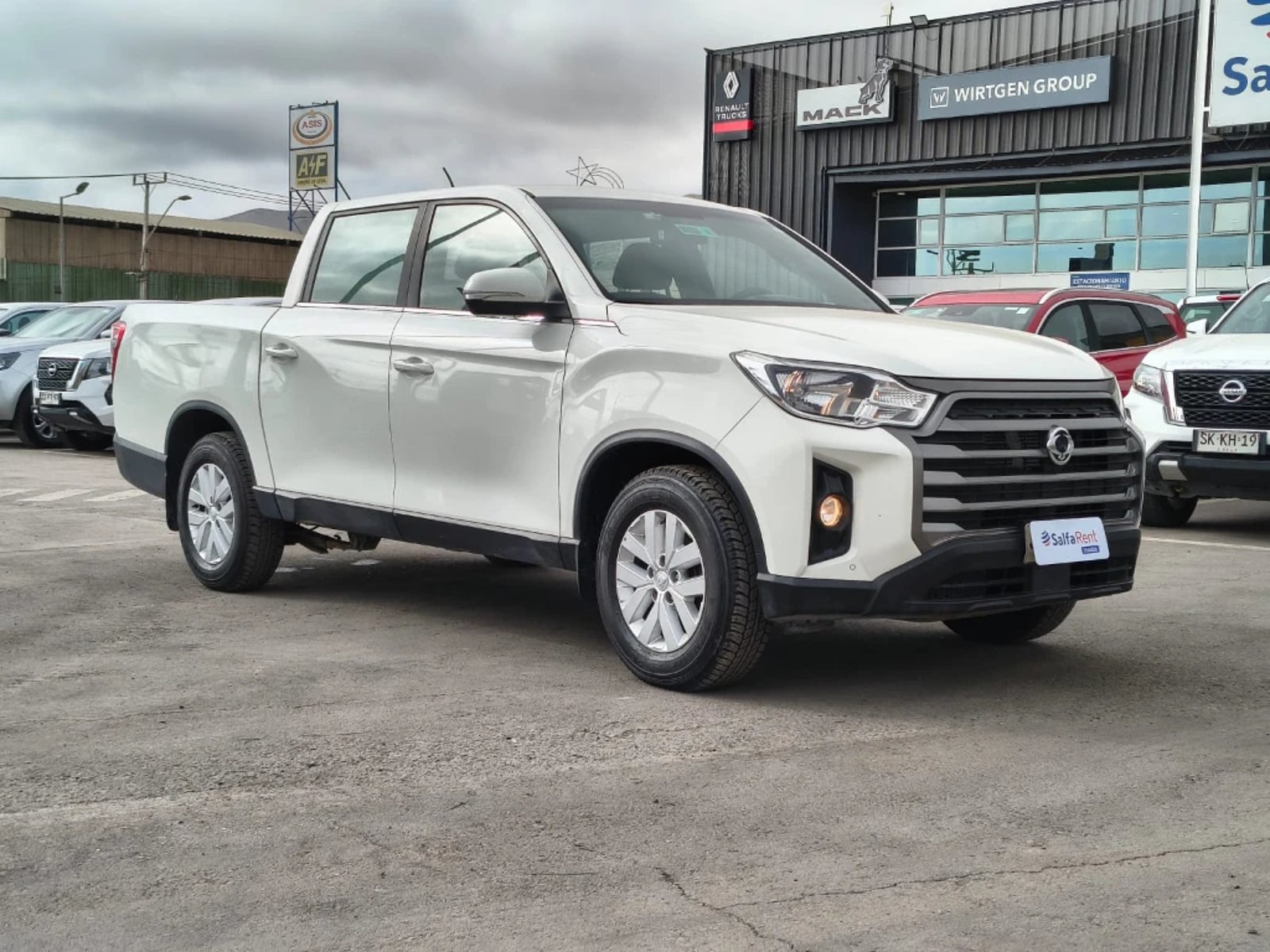 SsangYong Grand musso 2023 - Foto 3 de 20