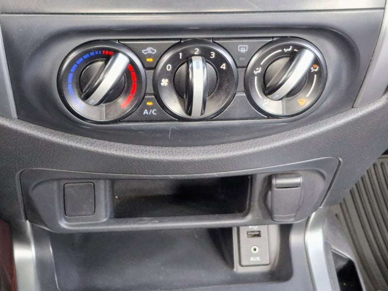 Nissan Navara 2023 - Imagen 18 de 20