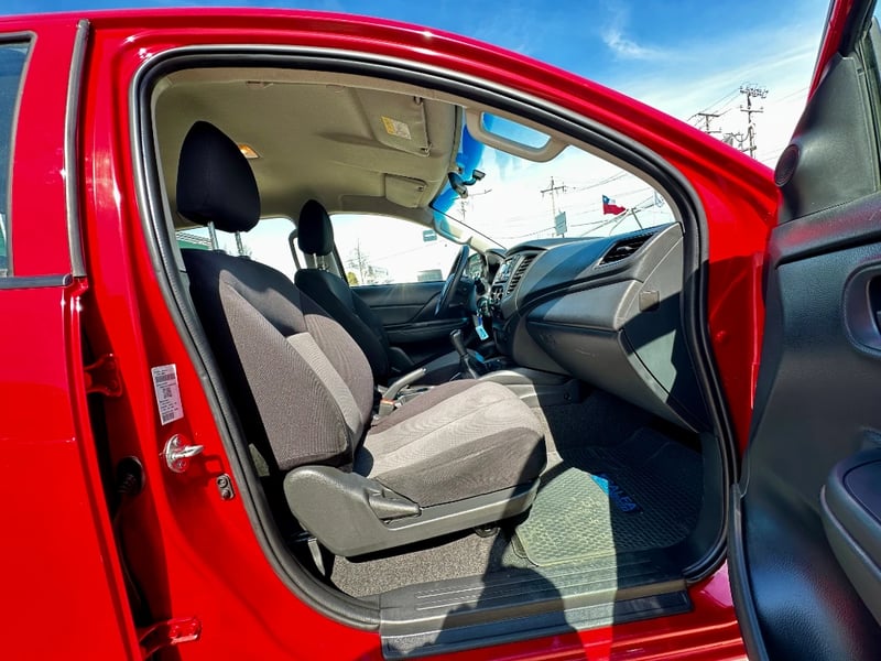 Mitsubishi L200 2023 - Imagen 13 de 20