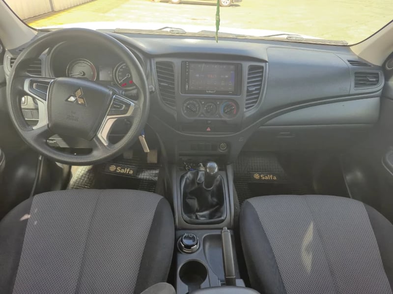 Mitsubishi L200 2022 - Imagen 16 de 20