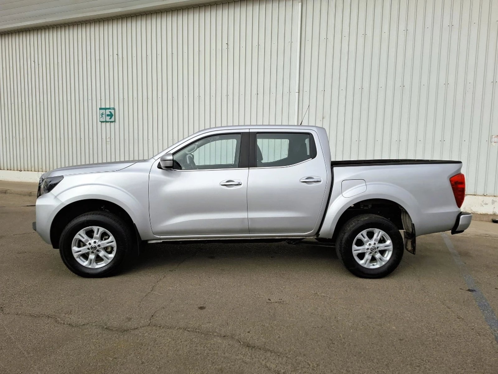 NISSAN NAVARA 2023 - Imagen 7 de 20