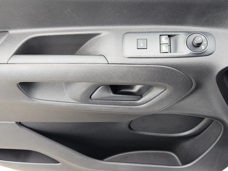 Peugeot Partner 2023 - Imagen 14 de 20