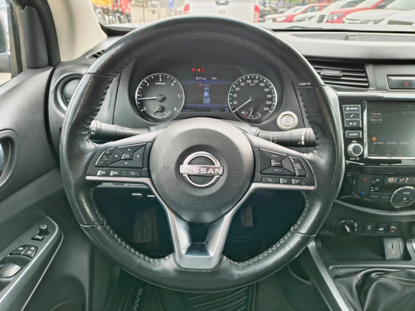 NISSAN NAVARA 2023 - Imagen 17 de 20