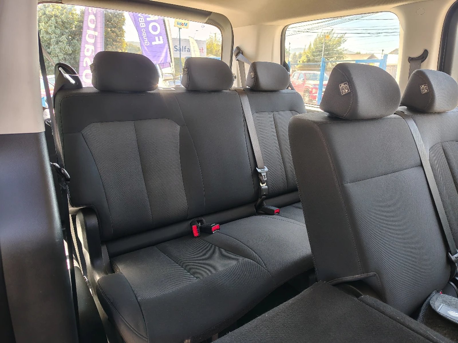HYUNDAI STARIA FURGÓN 2024 - Imagen 7 de 20