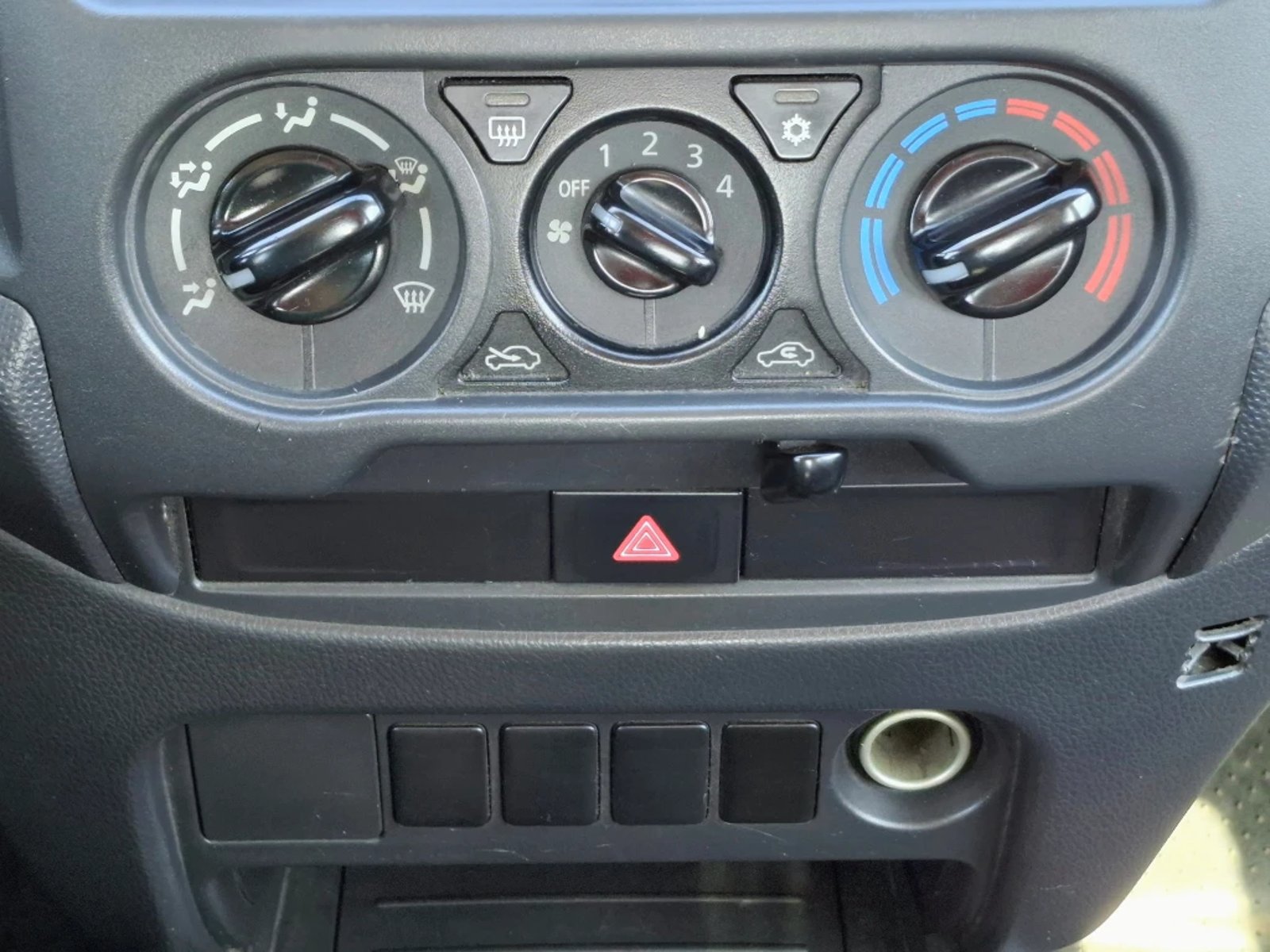 Mitsubishi L200 2023 - Imagen 19 de 20