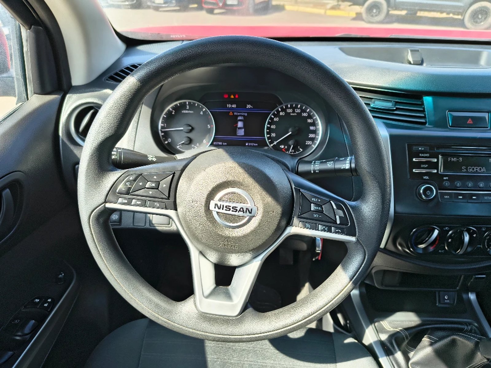 NISSAN NAVARA 2021 - Imagen 17 de 20
