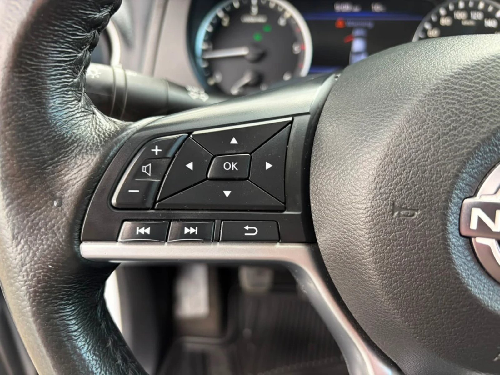 Nissan Navara 2023 - Imagen 20 de 20