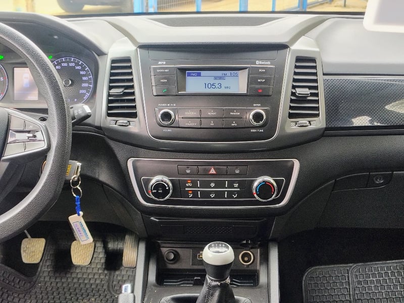 SsangYong Grand musso 2023 - Imagen 14 de 20