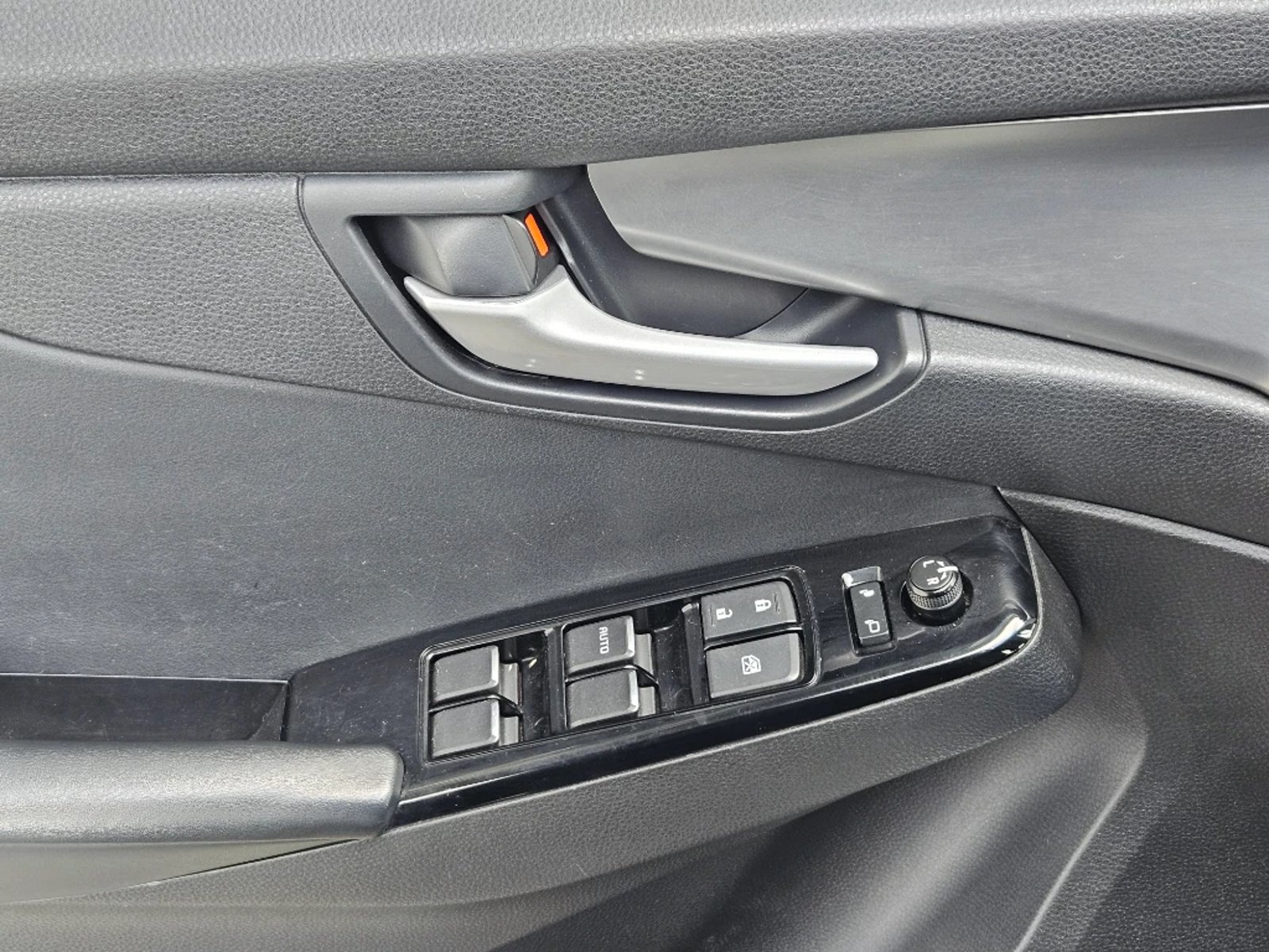 Mazda Bt-50 2024 - Imagen 14 de 20