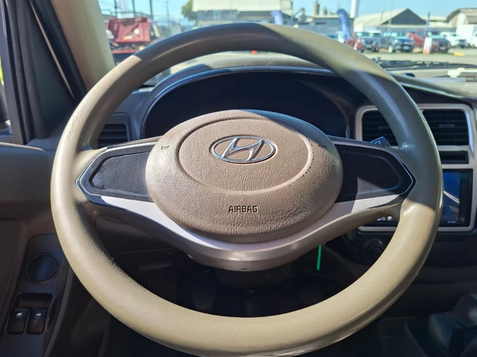 HYUNDAI PORTER 2022 - Imagen 18 de 20