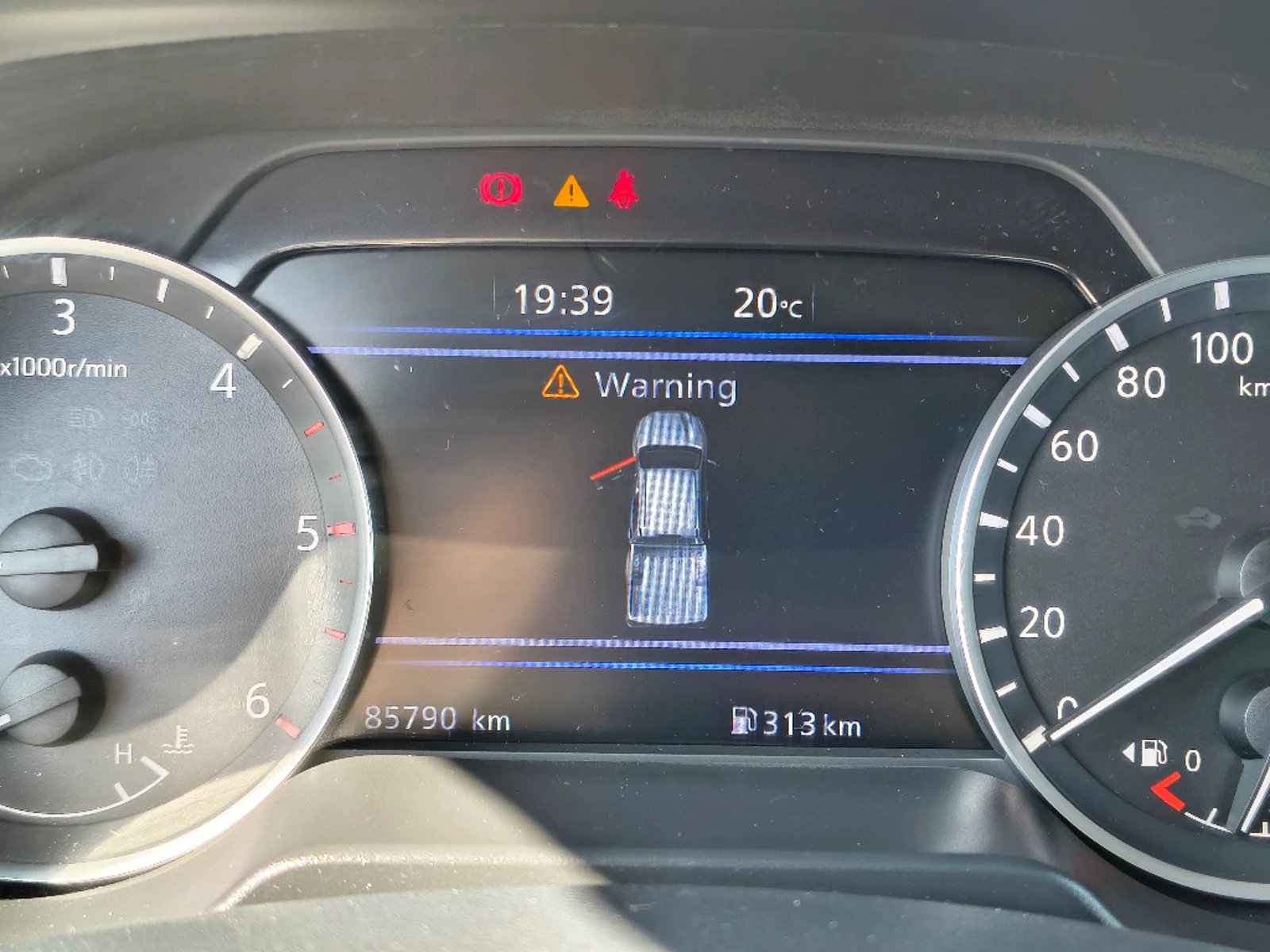 NISSAN NAVARA 2021 - Imagen 19 de 20