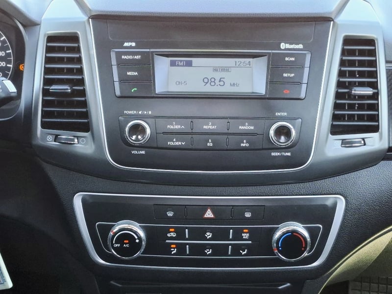 SsangYong Grand musso 2023 - Imagen 17 de 20