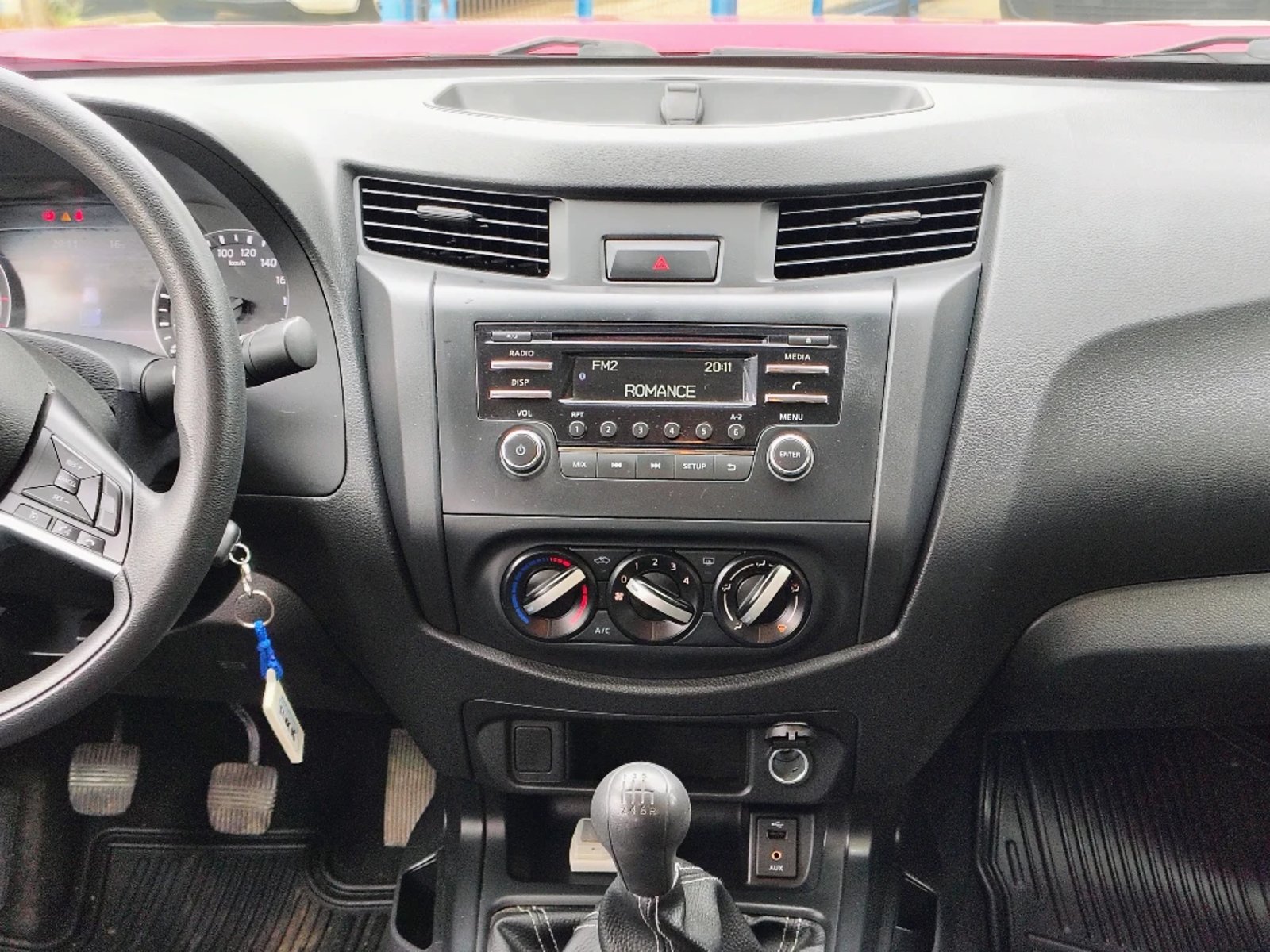 NISSAN NAVARA 2023 - Imagen 17 de 20