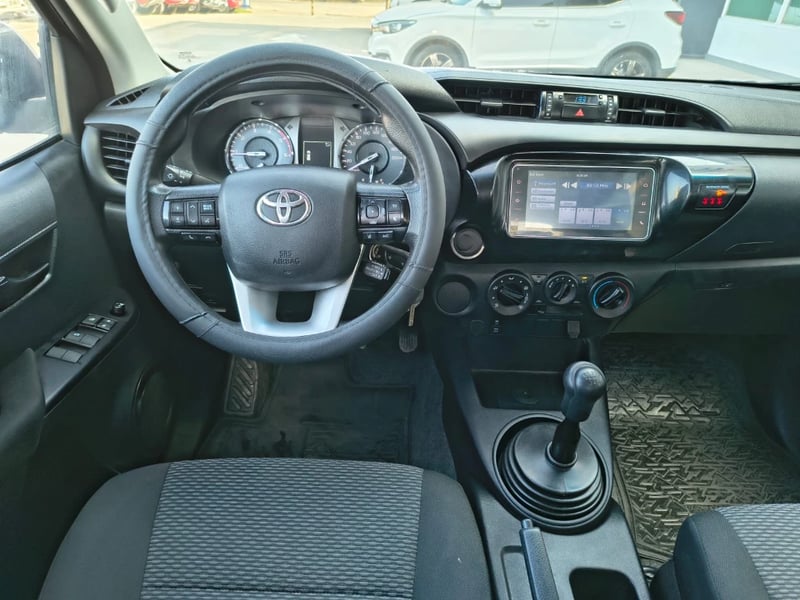 Toyota Hilux 2023 - Imagen 20 de 20