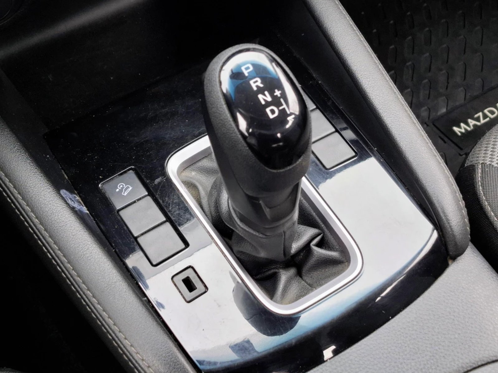 Mazda Bt-50 2024 - Imagen 18 de 20