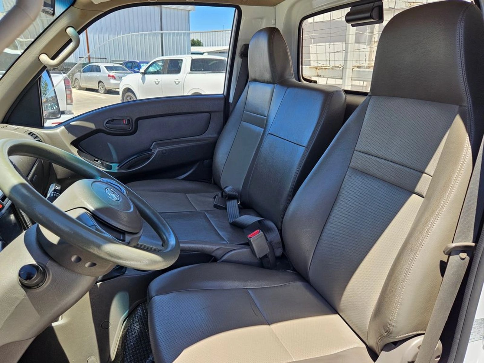 HYUNDAI PORTER 2022 - Imagen 16 de 20