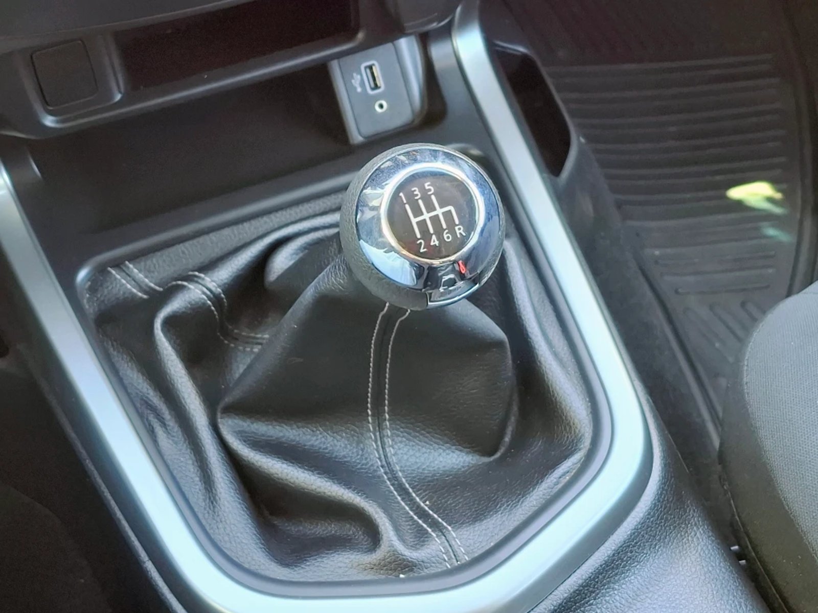 NISSAN NAVARA 2023 - Imagen 19 de 20