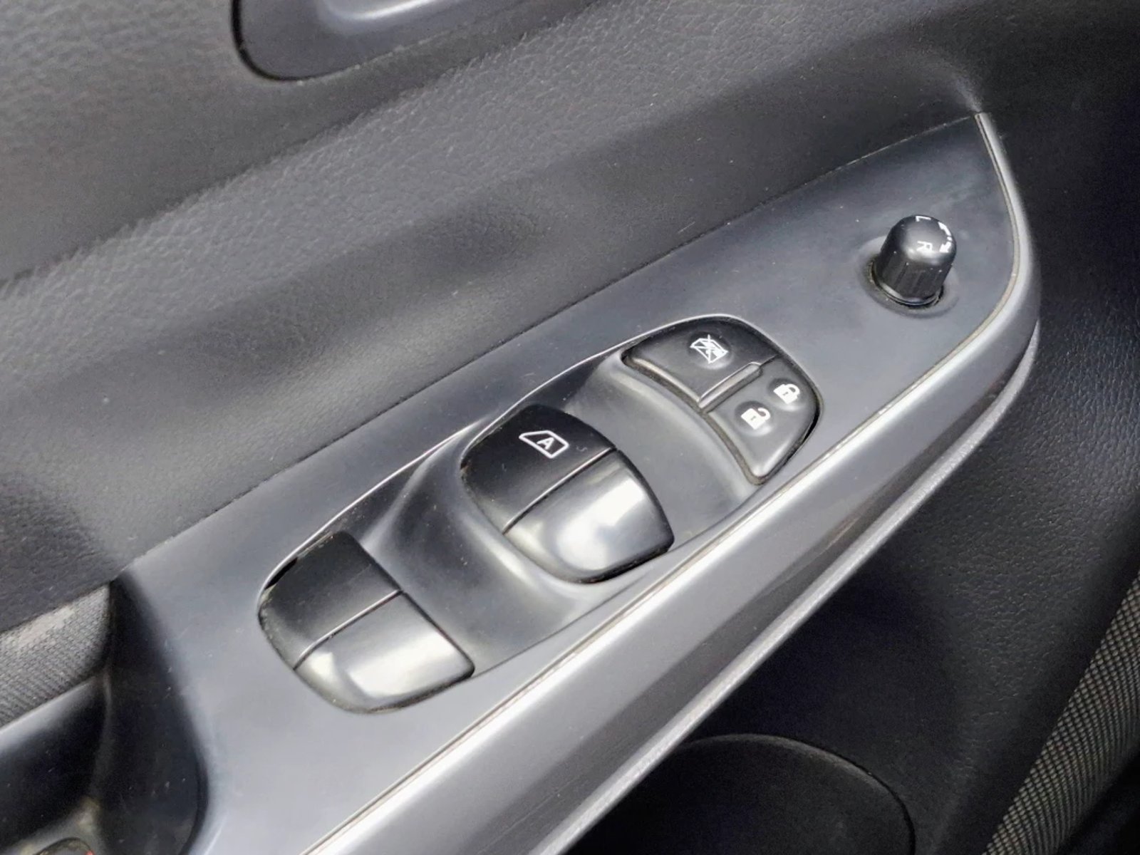 NISSAN NAVARA 2023 - Imagen 12 de 20