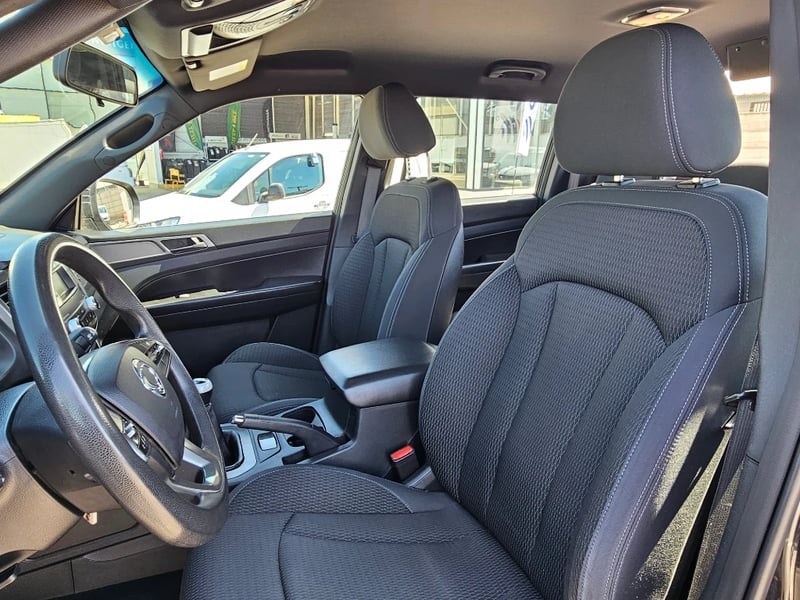 SsangYong Grand musso 2023 - Imagen 14 de 20