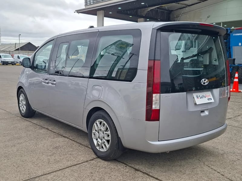 Hyundai Staria 2024 - Imagen 9 de 20