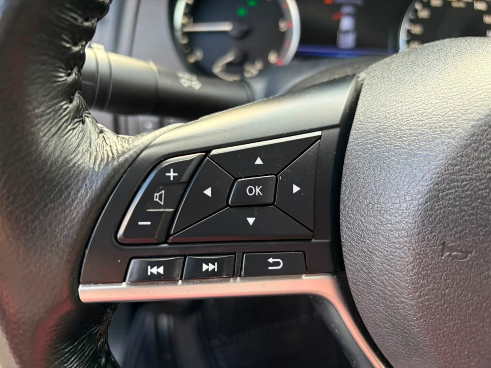 Nissan Navara 2023 - Imagen 17 de 20