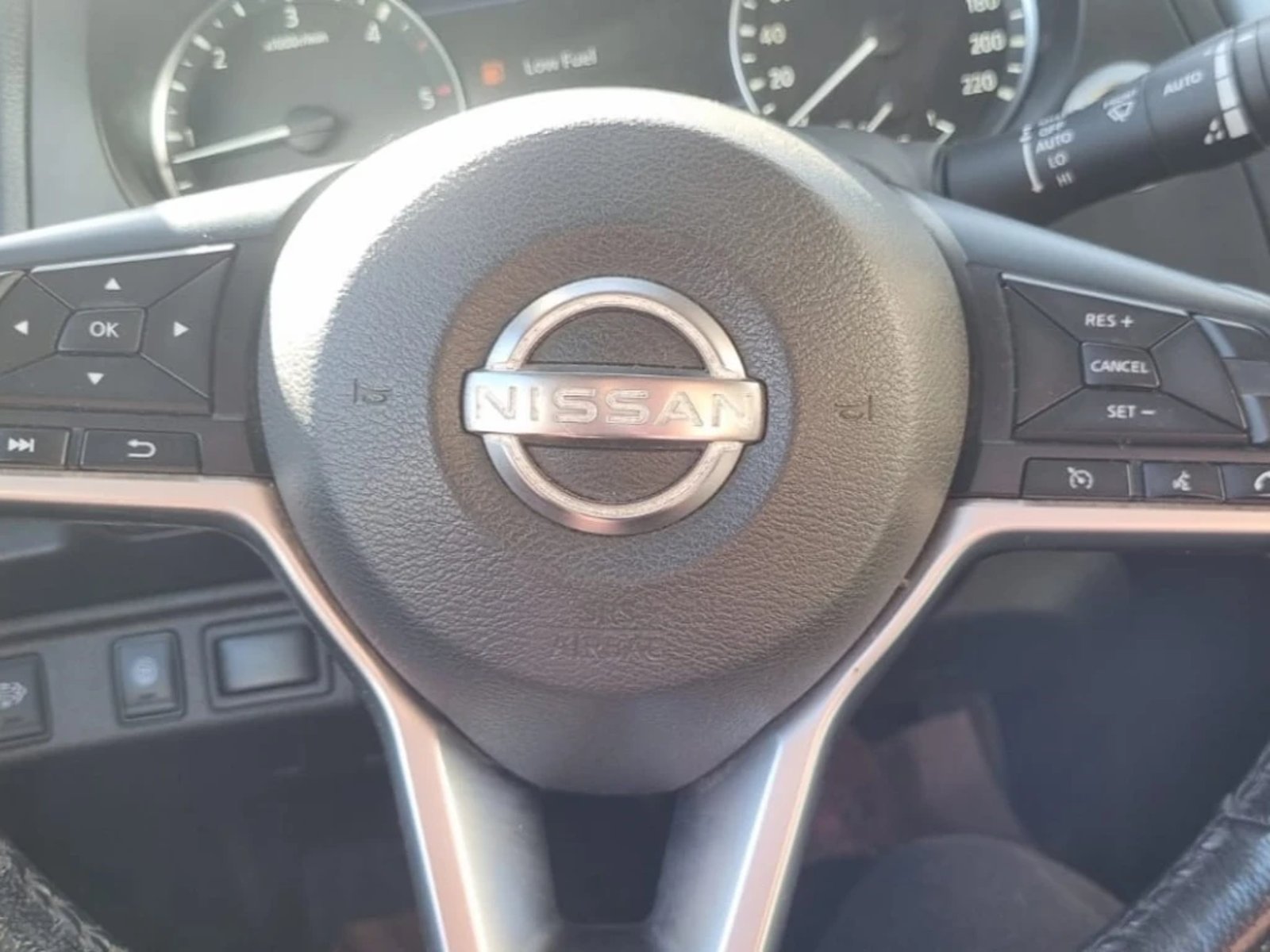 Nissan Navara 2023 - Imagen 17 de 20