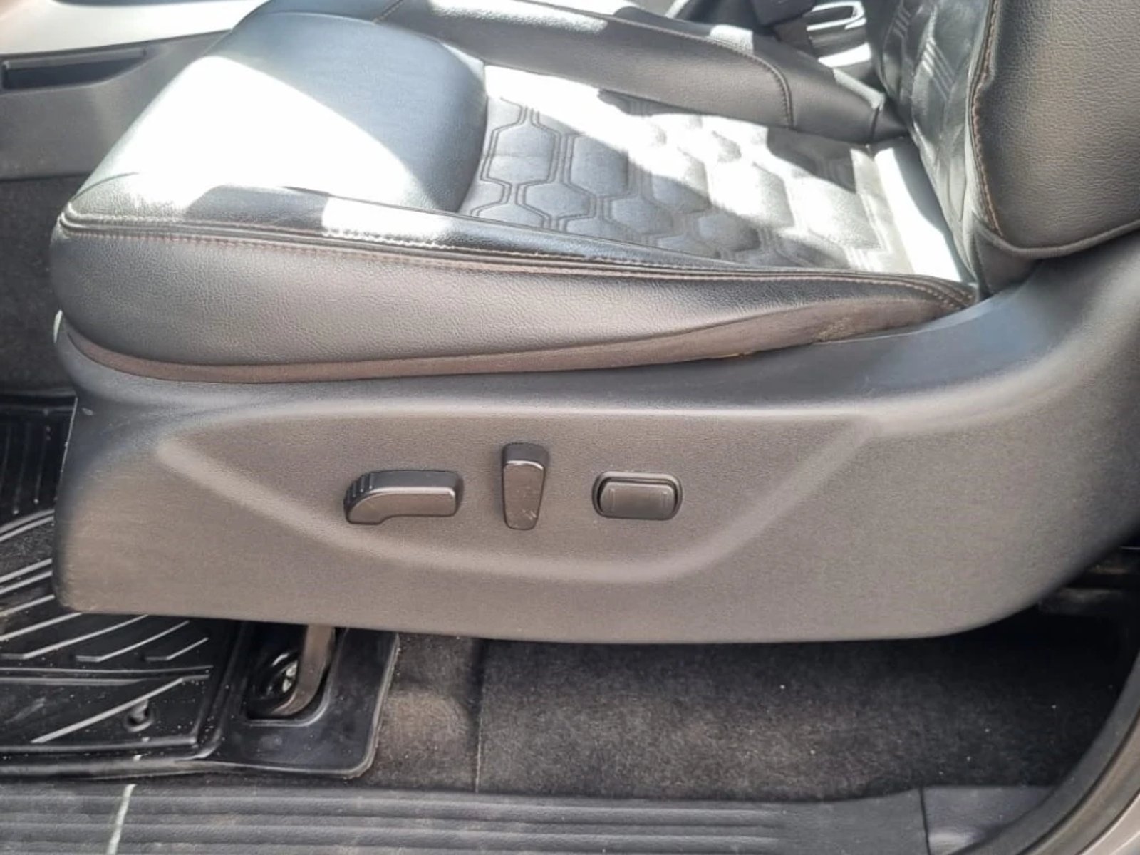 Nissan Navara 2023 - Imagen 16 de 20
