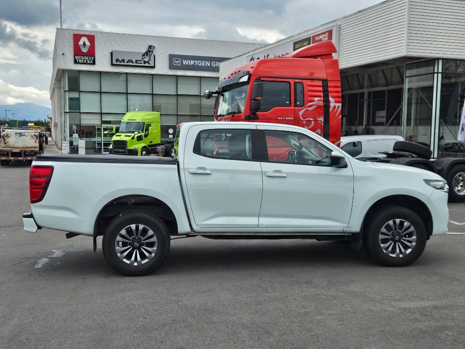 Mazda Bt-50 2024 - Foto 4 de 20