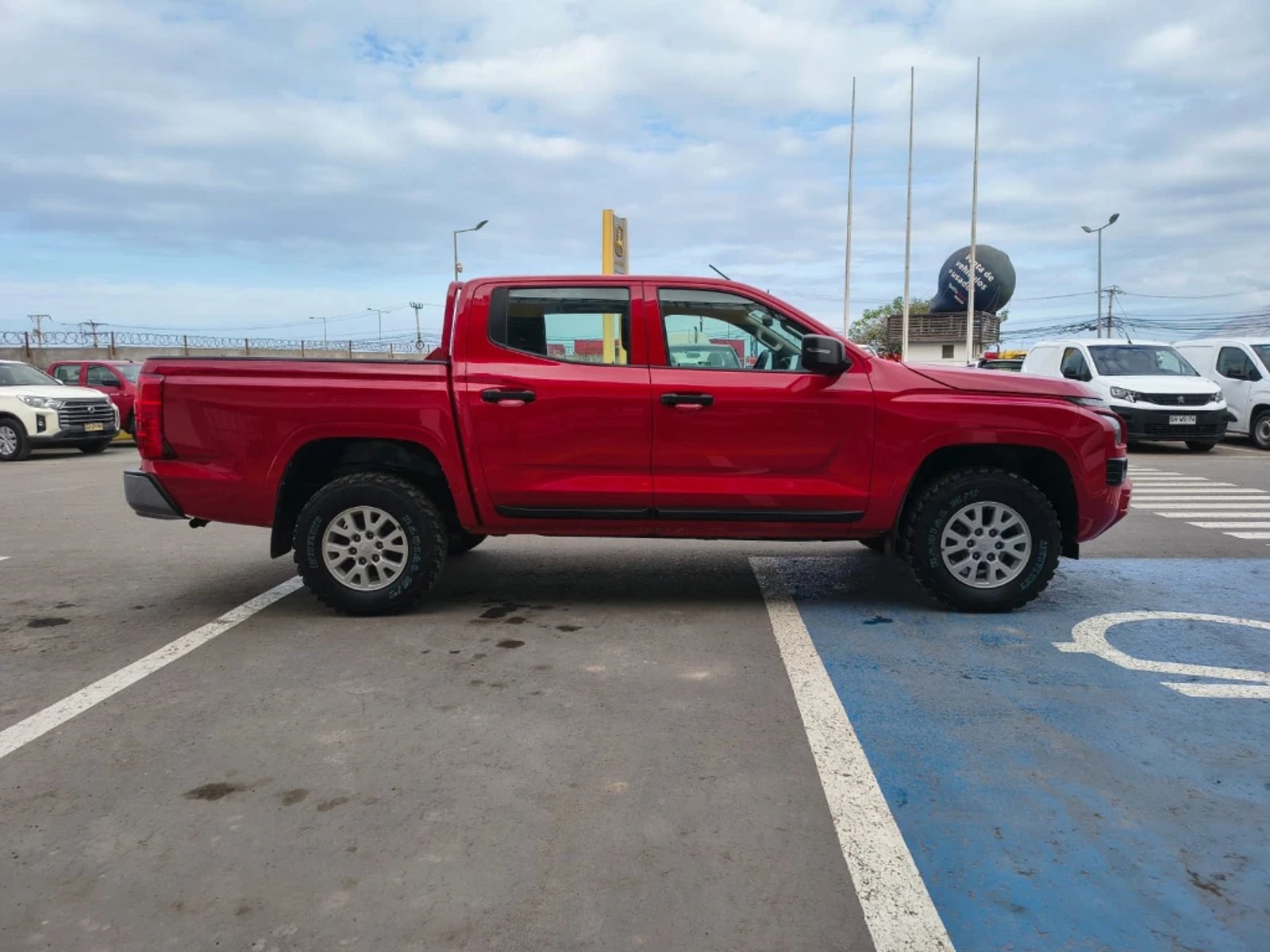 Mitsubishi L200 2024 - Foto 3 de 20