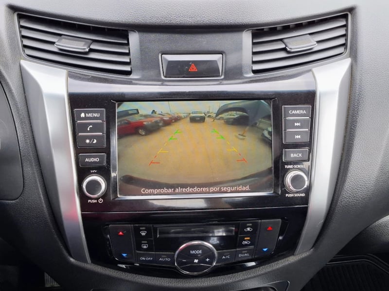 Nissan Navara 2023 - Imagen 18 de 20