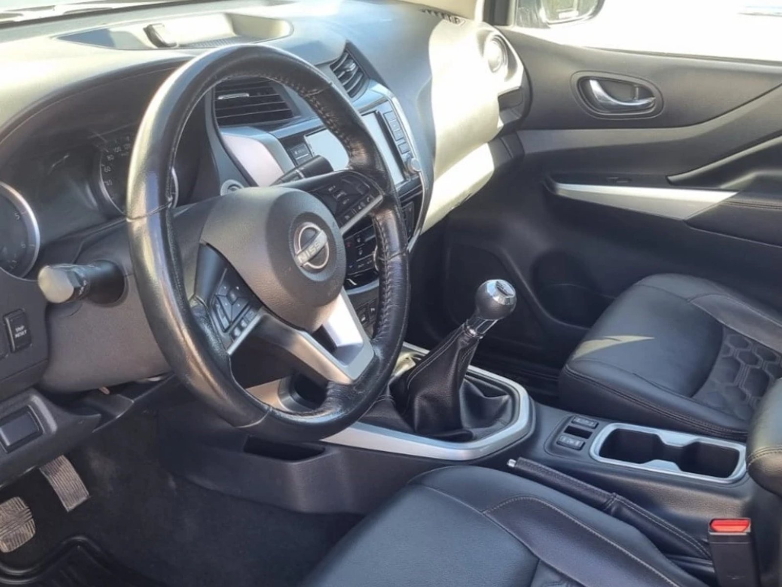 Nissan Navara 2023 - Imagen 14 de 20