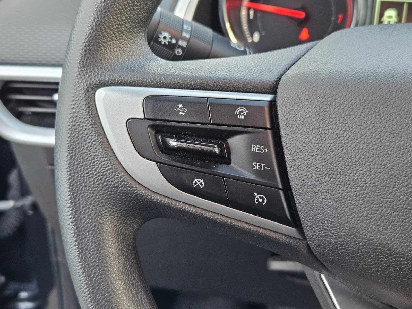 CHEVROLET TRACKER 2025 - Imagen 17 de 20