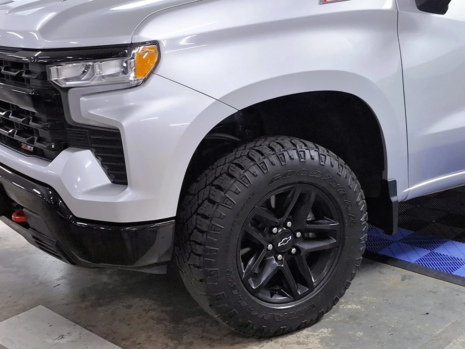 CHEVROLET SILVERADO 2023 - Imagen 8 de 20