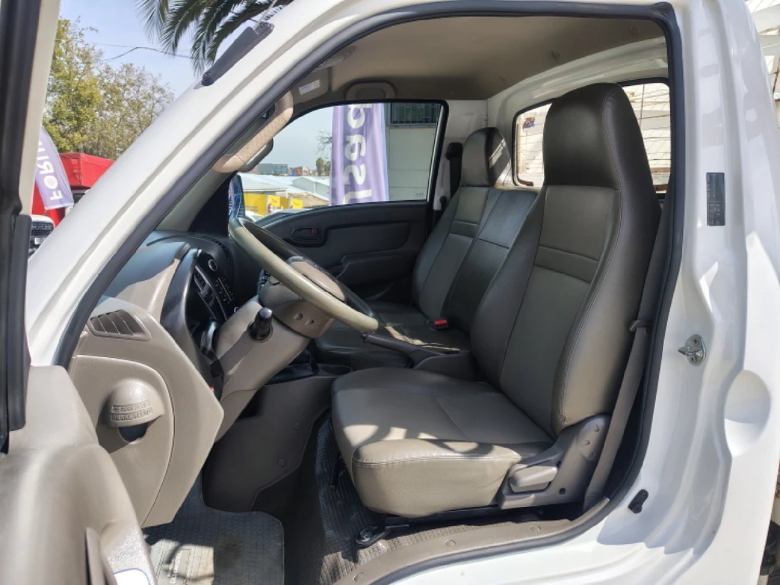 HYUNDAI PORTER 2023 - Imagen 8 de 20