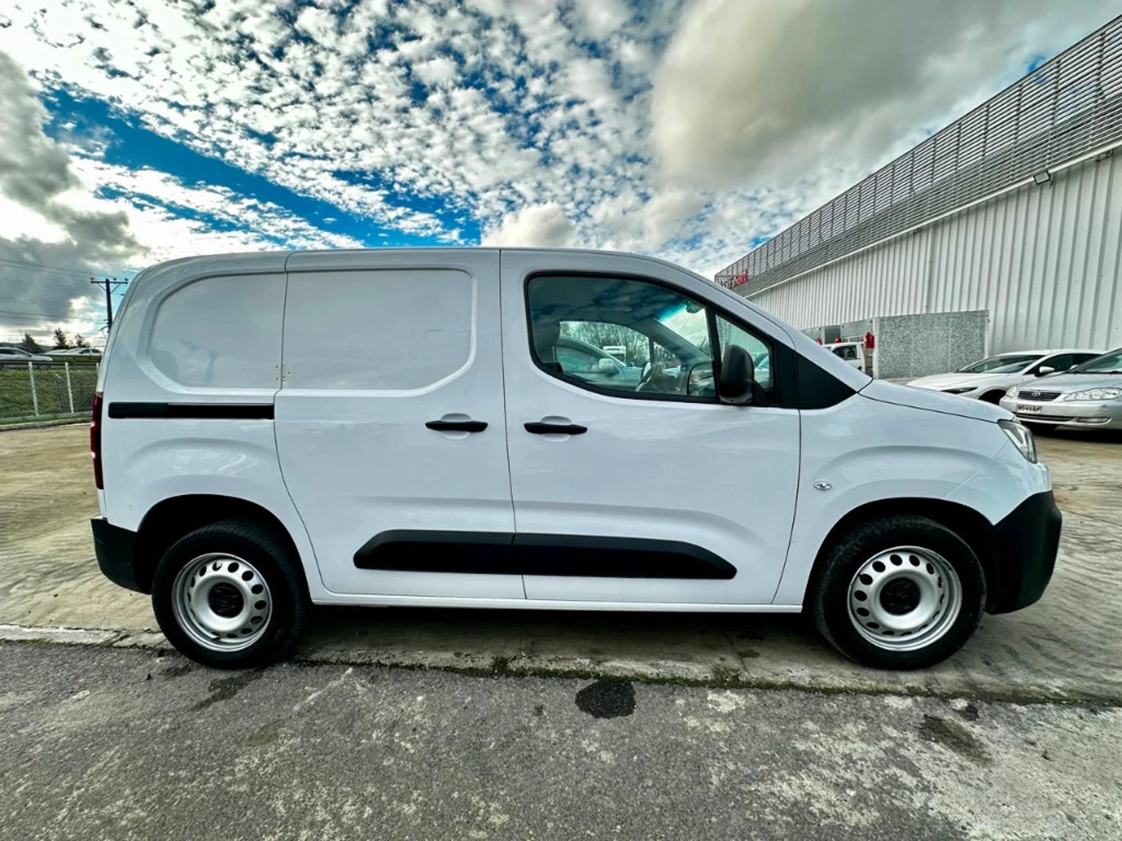 Citroën Berlingo 2024 - Foto 3 de 20