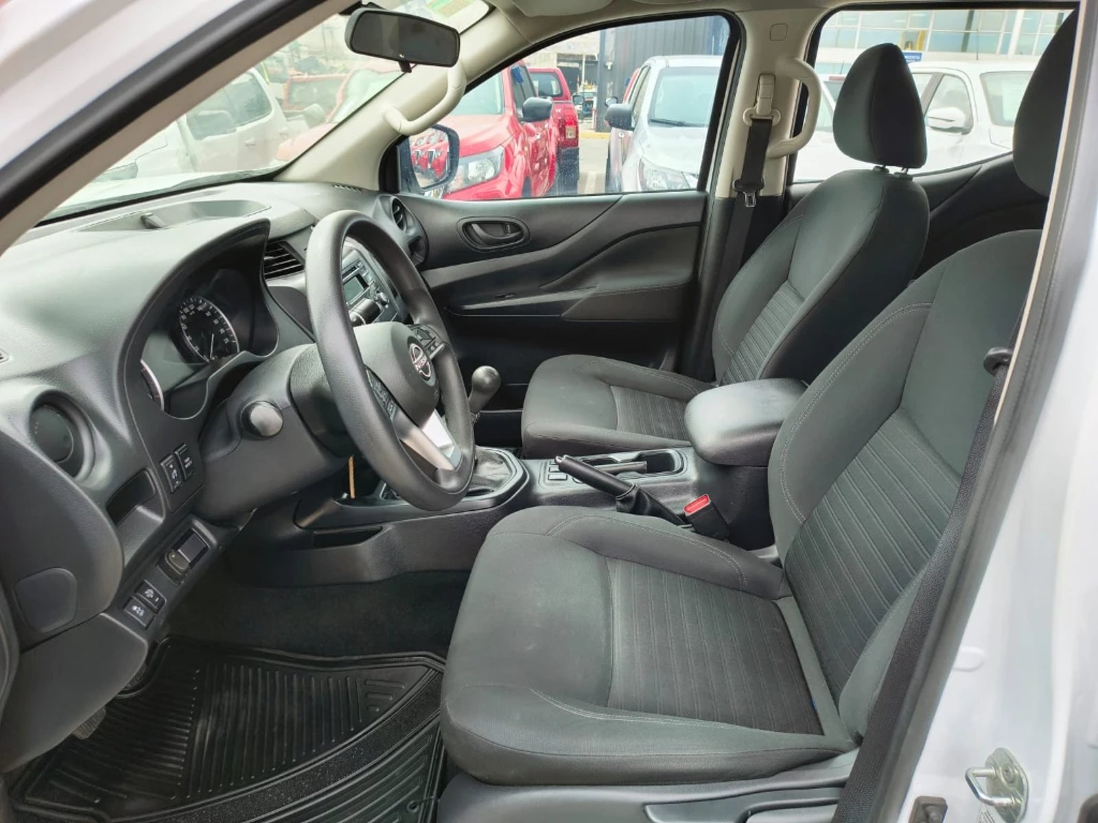 NISSAN NAVARA 2023 - Imagen 11 de 20