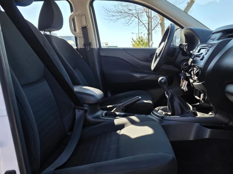 Nissan Navara 2023 - Imagen 18 de 20