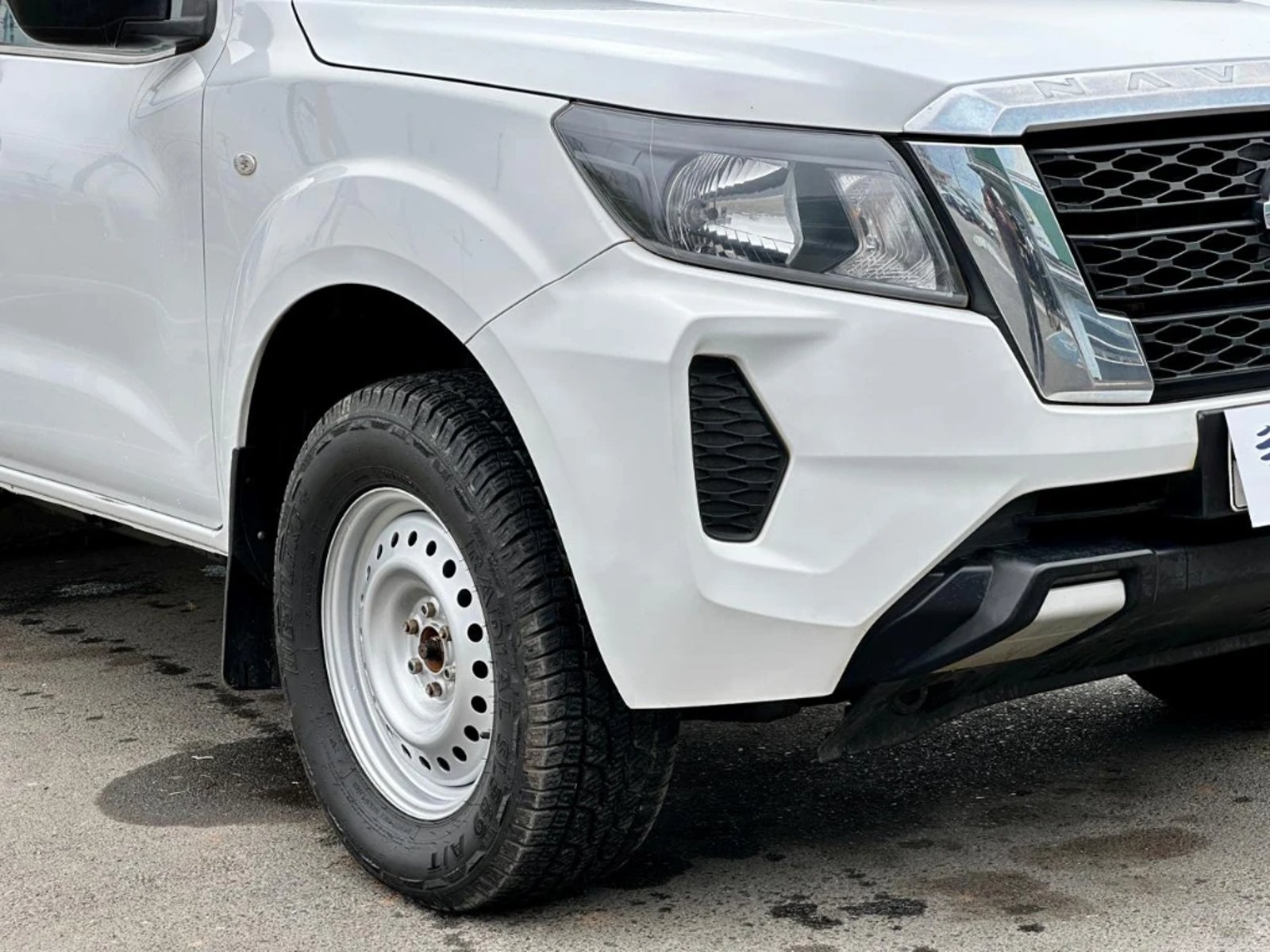 NISSAN NAVARA 2023 - Imagen 12 de 20