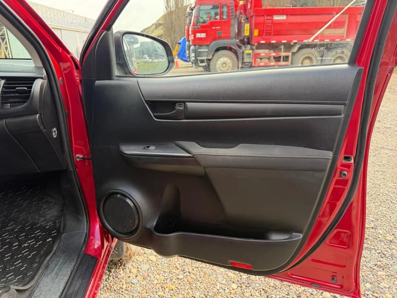 Toyota Hilux 2024 - Imagen 10 de 20