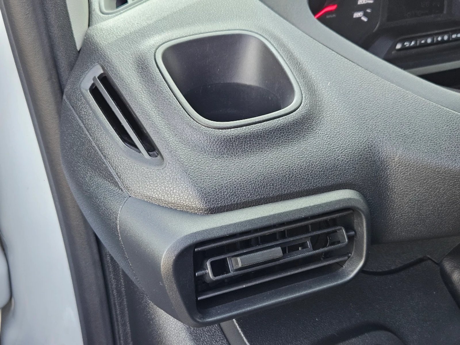 PEUGEOT PARTNER 2024 - Imagen 16 de 20